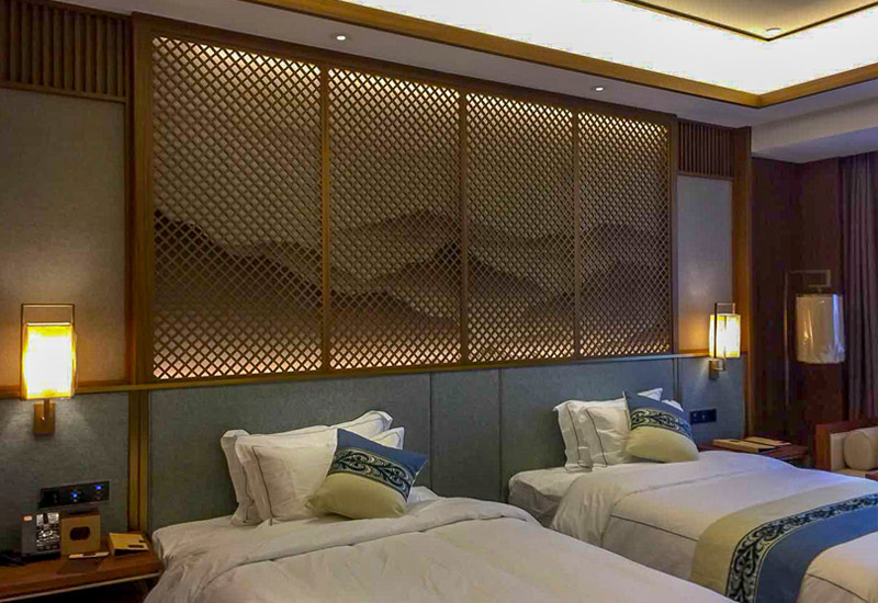 Custom Made Antique Style Hotel Fixed Furniture 